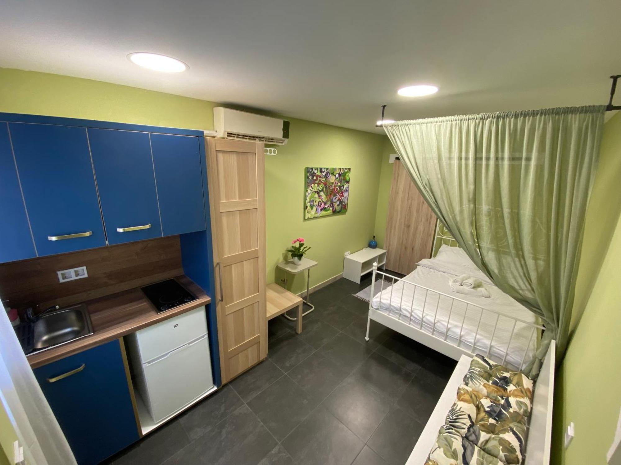 Nirvana'S Compact Studio Apartment Tesalonika Bagian luar foto